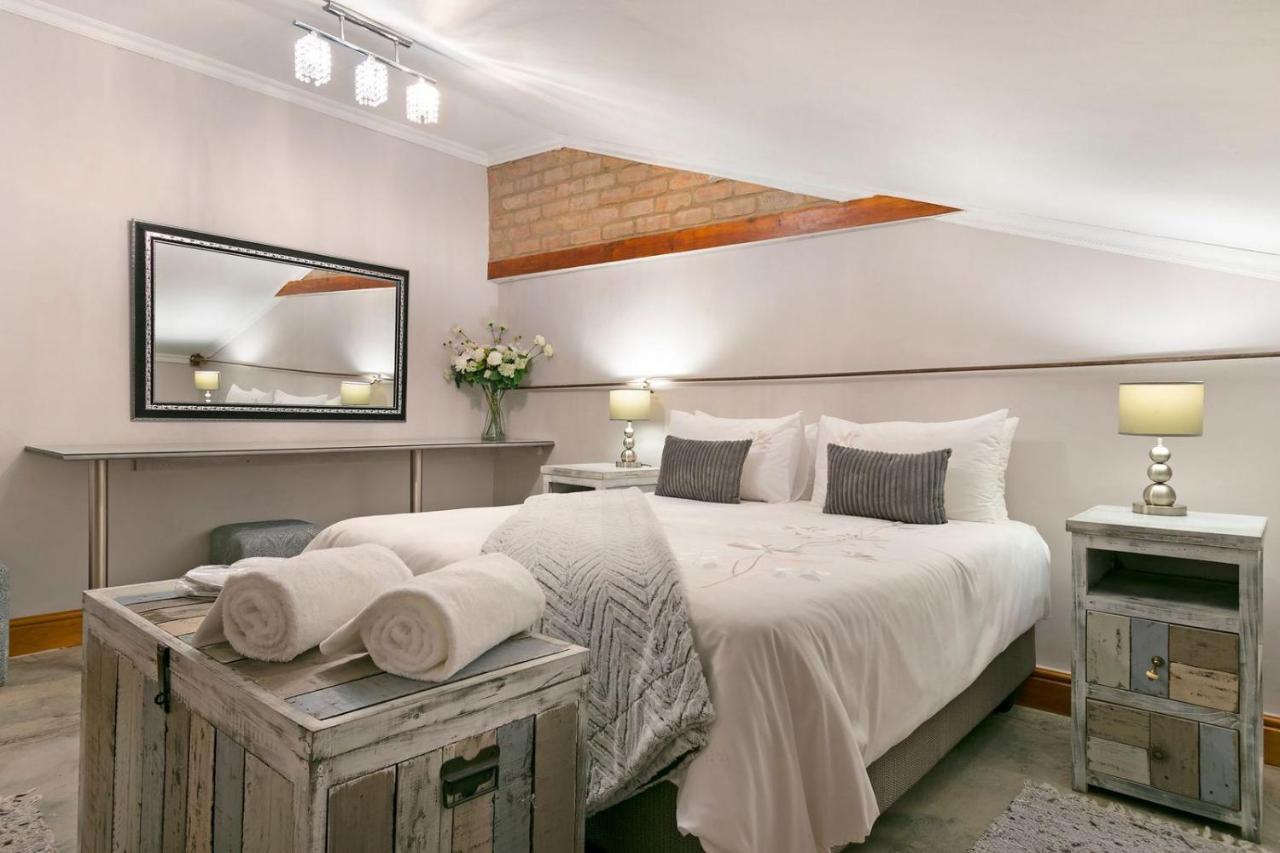 J'S Audacious Living Montagu Self Catering Apartment Luaran gambar