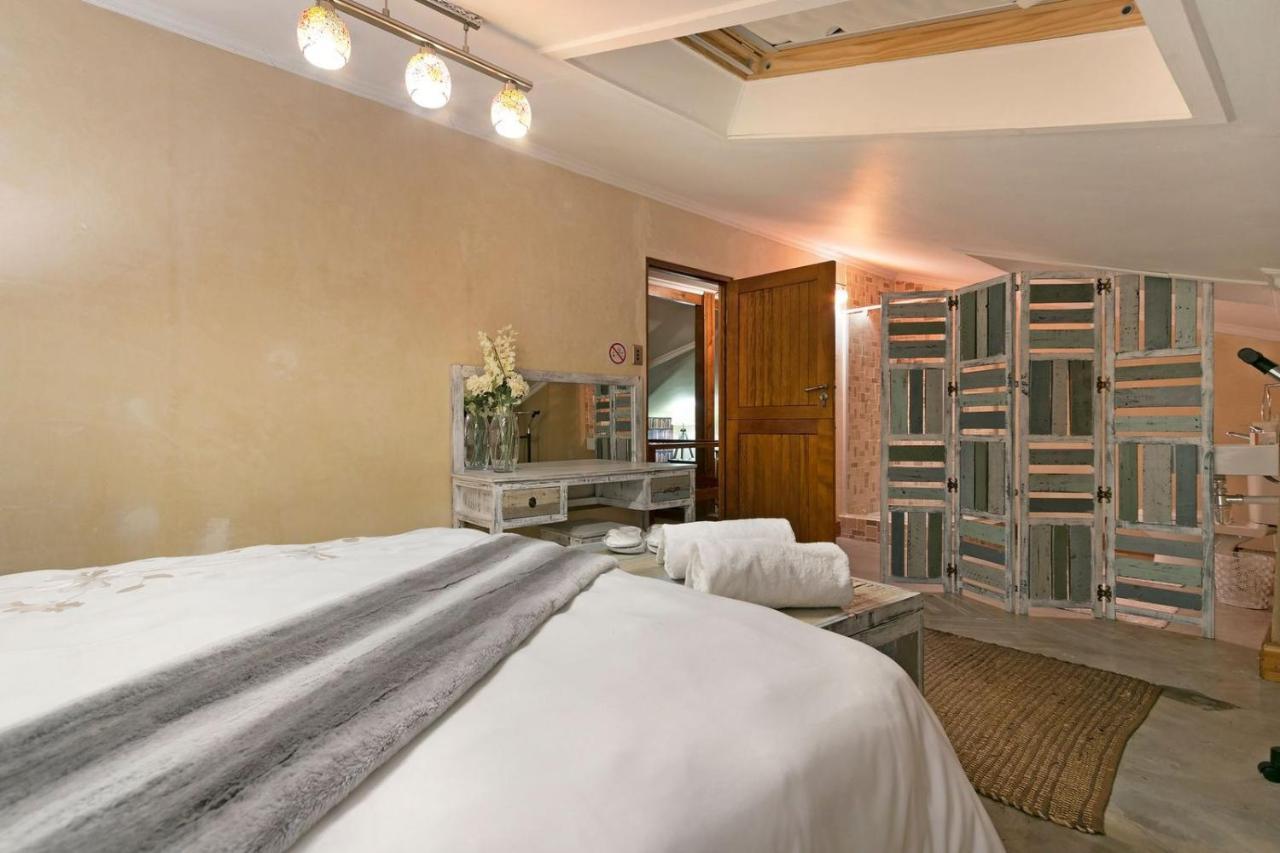 J'S Audacious Living Montagu Self Catering Apartment Luaran gambar