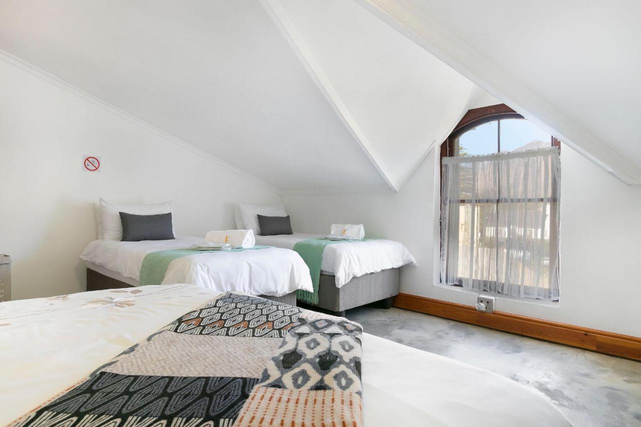 J'S Audacious Living Montagu Self Catering Apartment Luaran gambar